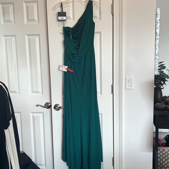 IEENA for Max Duggal dress - Picture 6 of 10